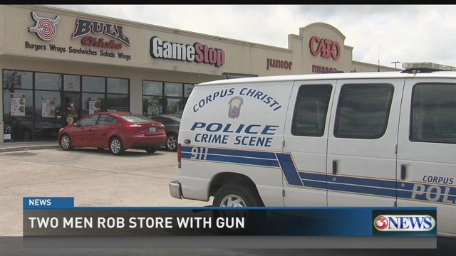 Two Men Rob Gamestop Store With Gun Kiiitv Com